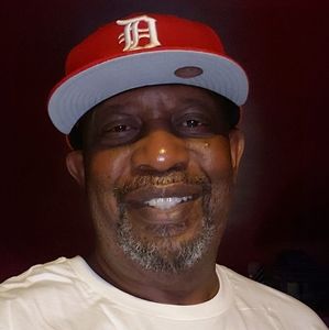 Meet your Posher, Kenneth